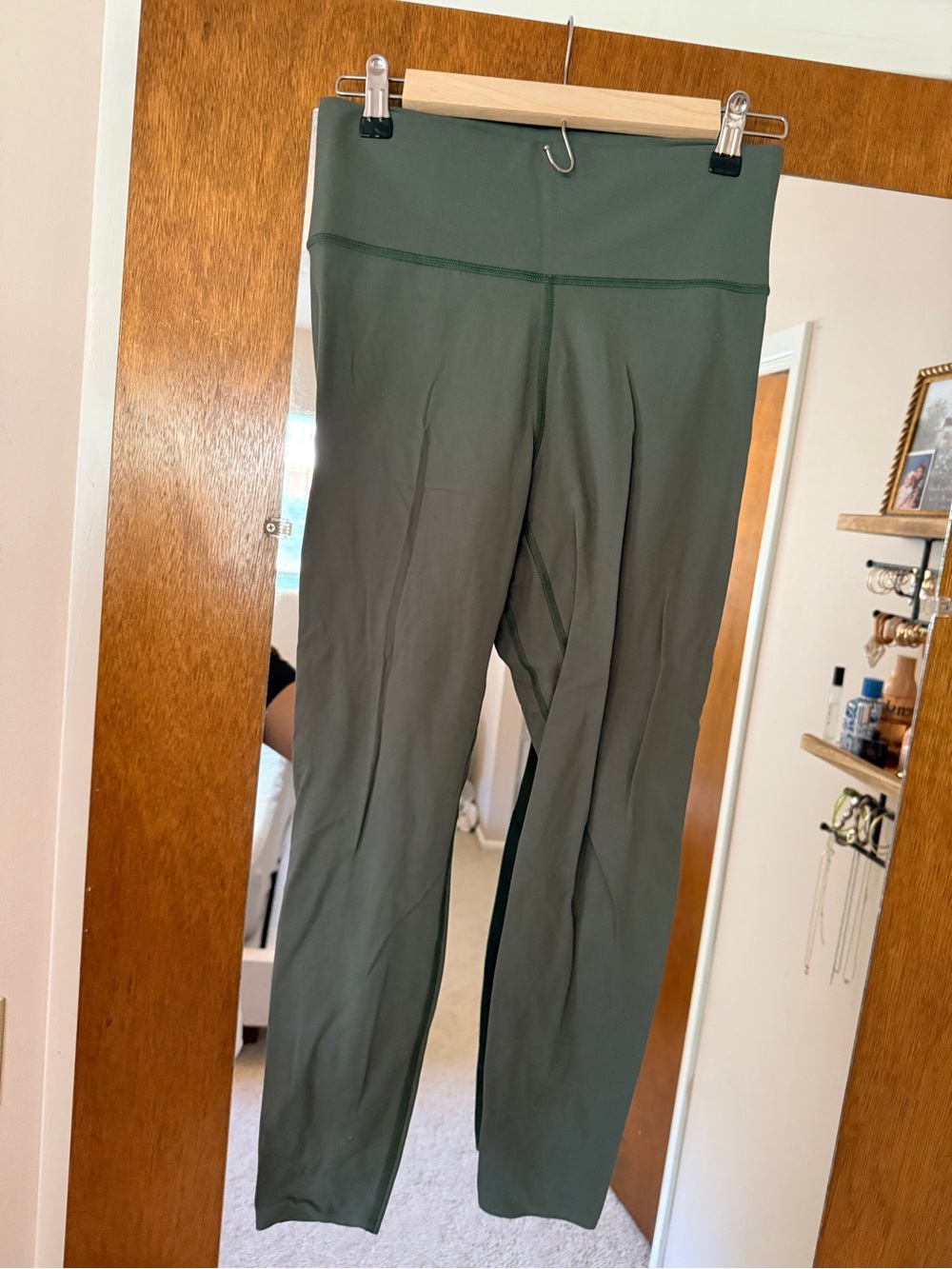 All in Motion Green High Rise Leggings Women’s Medium